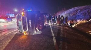 Malatya’da minibüs ile hafif ticari araç çarpıştı: 13’ü öğrenci, 14 yaralı