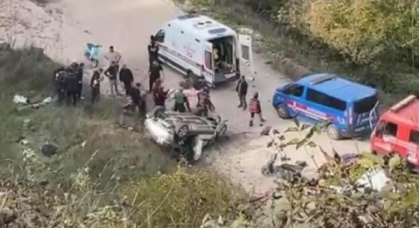Sakarya’da feci kaza: Araç şarampole uçtu, 1 ölü 3 yaralı