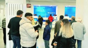 Yoğun ilgi sistemi kilitledi! Vatandaşlar bankalara akın etti!