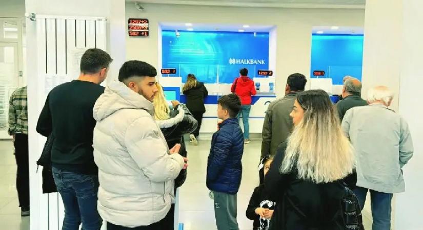 Yoğun ilgi sistemi kilitledi! Vatandaşlar bankalara akın etti!