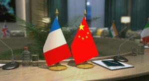 Fransa ve Çin dışişleri bakanları, Ukrayna’yı görüştü