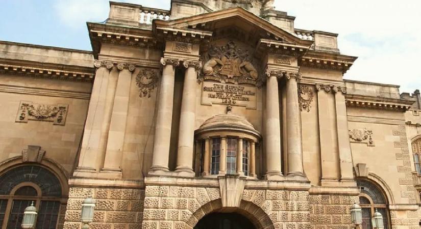 Müzeden 600’den fazla tarihi eser çalındı