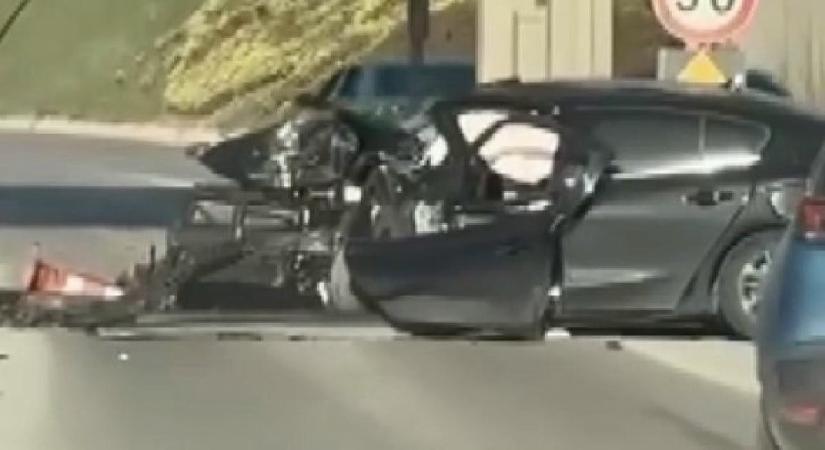 TEM’de feci kaza: Anne ile oğlu öldü!