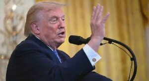 Trump 29 büyükelçiyi görevden aldı