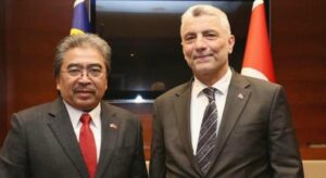 Bakan Bolat, Malezya Yatırım Ticaret ve Sanayi Bakanı Ghani ile görüştü