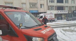 Iğdır’da asansörün halatı koptu: 2 yaralı