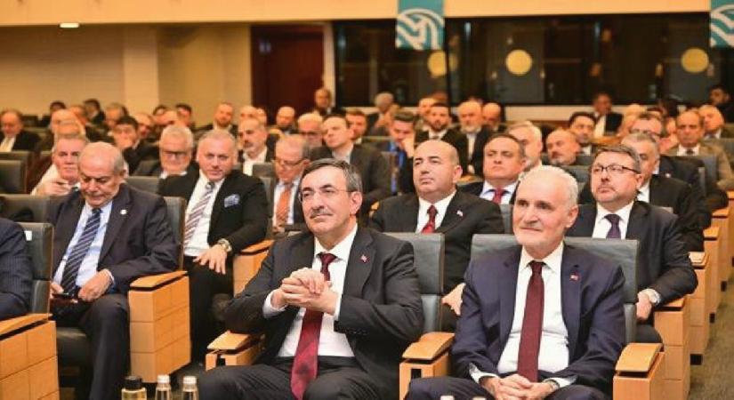 Şekib Avdagiç, iş dünyasının görüşlerini Cumhurbaşkanı Yardımcısı Yılmaz’a aktardı