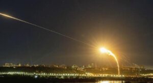 Rusya son dakika duyurdu: Moskova’yı hedef aldılar! Çok sayıda hava aracı düşürüldü