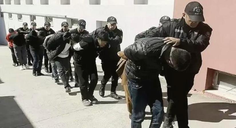 Adana’da ‘torbacı’ operasyonunda 11 tutuklama