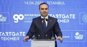 Bakan Kacır: Dünyanın en büyük girişimcilik merkezini İstanbul’da kuruyoruz