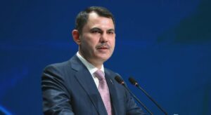 Bakan Kurum Çorum’da “Ev Sahibi Türkiye” konut kura çekim törenine katıldı