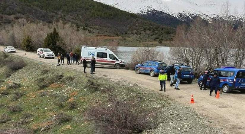 Gölette kimliği belirsiz kadın cesedi bulundu