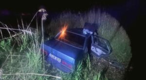 Manisa’da otomobil kanala uçtu: 2 ölü, 5 yaralı