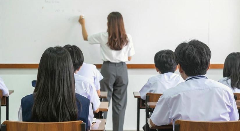 MEB duyurdu! Öğretmenlerin yer değiştirme takvimi belli oldu