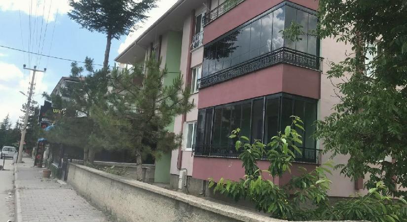 Kan donduran cinayet! 70 yaşındaki kadın evinde öldürüldü