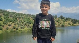 Mahalle seferber olmuştu… 4 yaşındaki kayıp çocuktan acı haber!