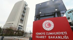 Gümrüklerdeki tasfiyelik eşyaların e-ihaleyle satışından 2,7 milyar lira gelir sağlandı