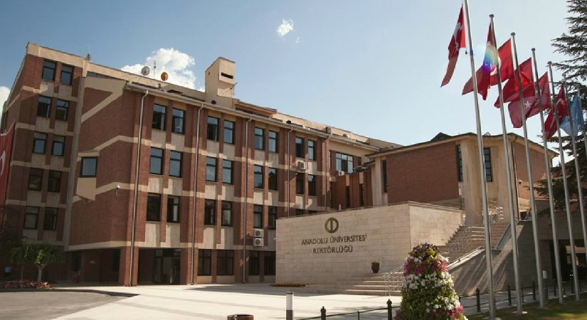Türkiye’de bir ilk! Anadolu Üniversitesi’nden 15 yeni program