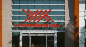 YÖK’ten vakıf üniversitelerine uyarı: Öğrenim ücreti artışı yüzde 25’i geçemeyecek