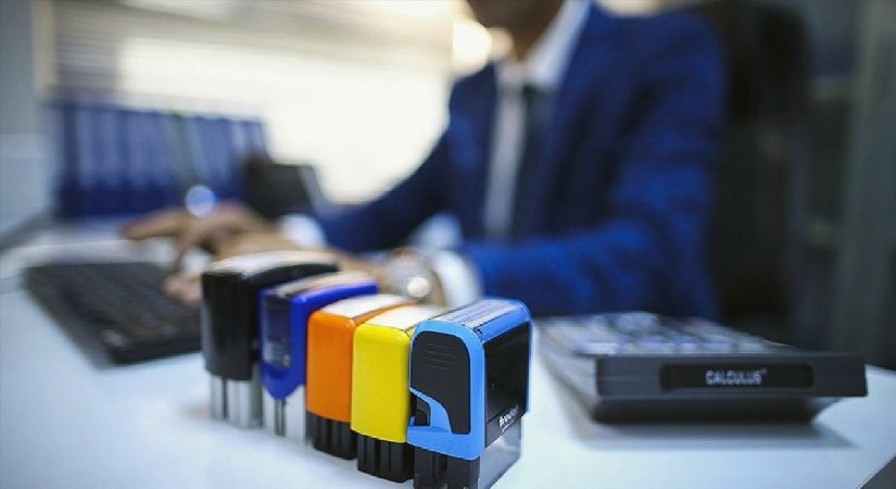 Milyonlarca kamu çalışanını ilgilendiriyor! Memurlara yeni zorunlu eğitim geliyor
