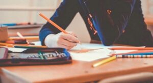 Ortak soru sahtekarları! MEB sistemi açmadan fırsatçılar sahaya indi